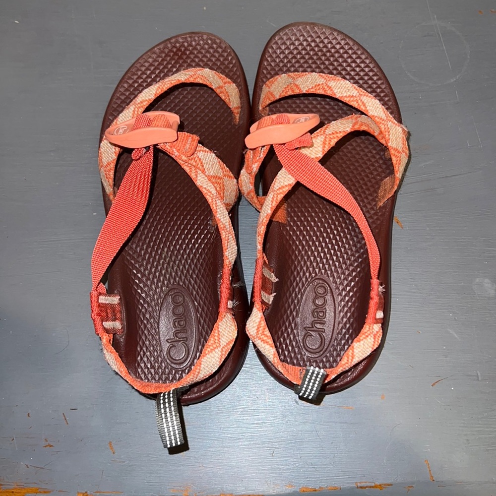 Chaco Size 4